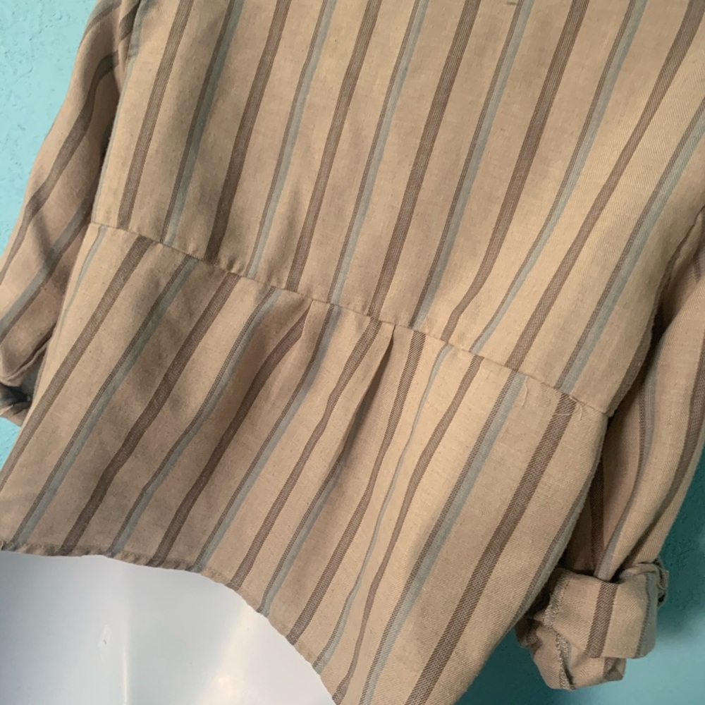 Love Notes Cropped Button Down - Picture 6 of 9